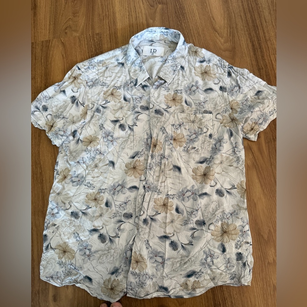 Floral Button down shirt - Picture 4 of 7